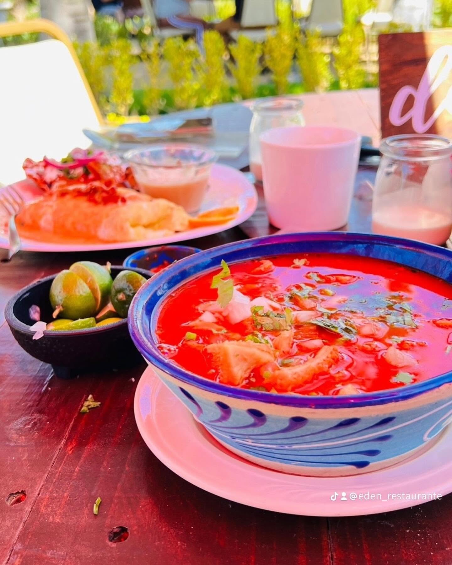 Platillos del restaurante El Edén